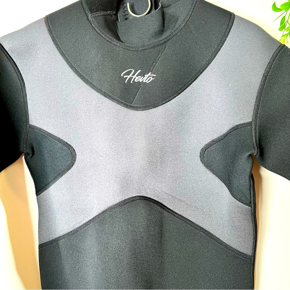 Hevto 3/2mm Neoprene Full women's wetsuit LT  new